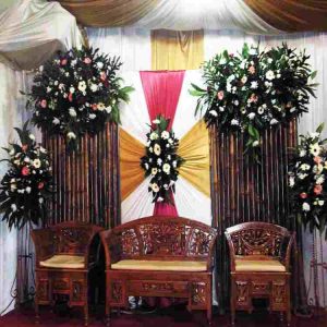 dekorasi pernikahan di dalam rumah