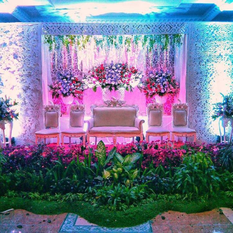 √ 15+ Dekorasi Pernikahan Jawa Barat dan Tengah (MODERN & KLASIK)