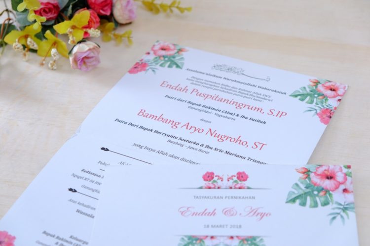 undangan pernikahan mawar